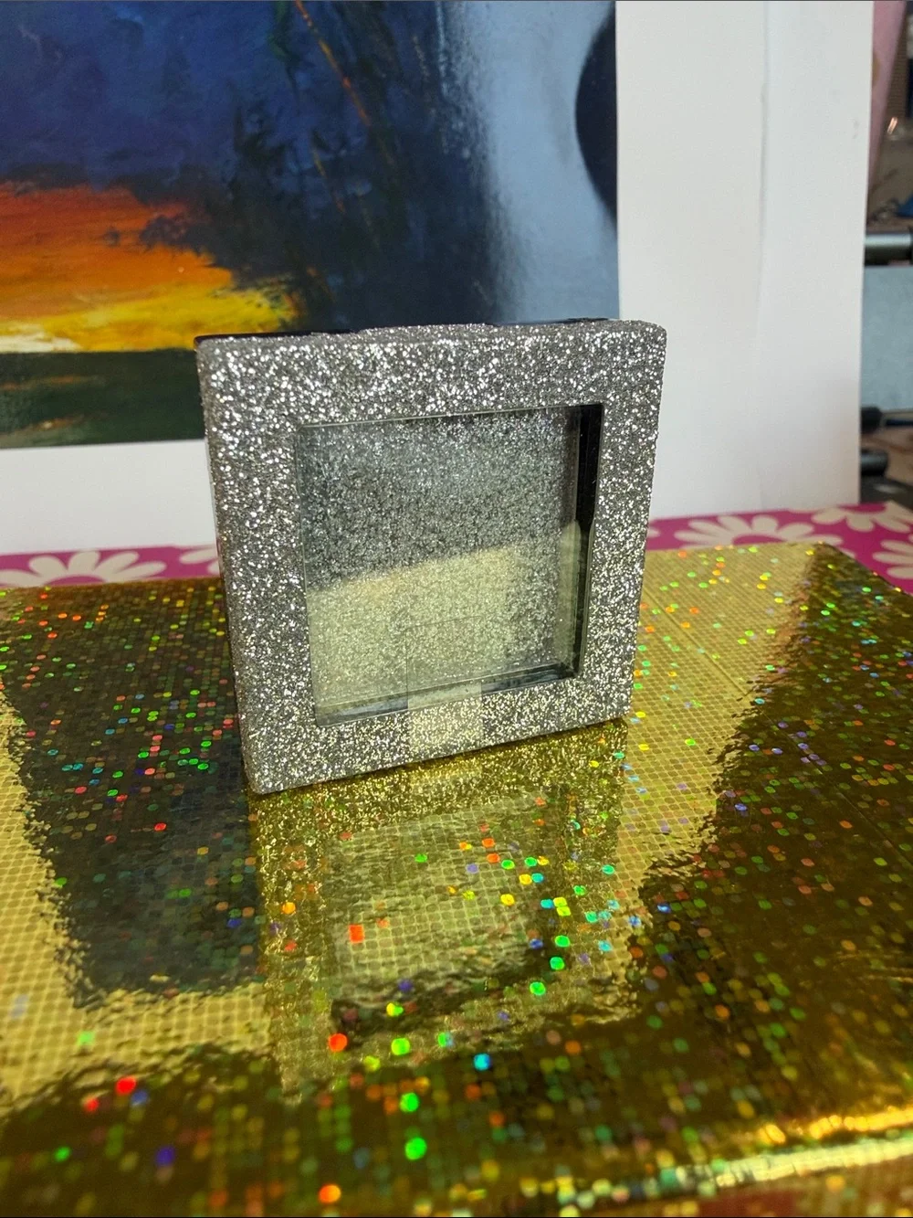 Hard Candy Single & Loving it Glitter Square Disco‎ Dancer Silver Eyeshadow